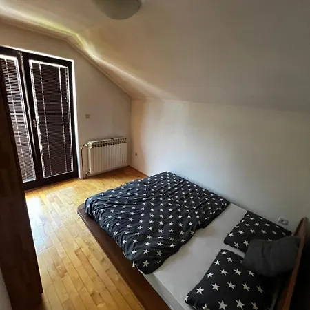 Hostel Tuzla Apartment *